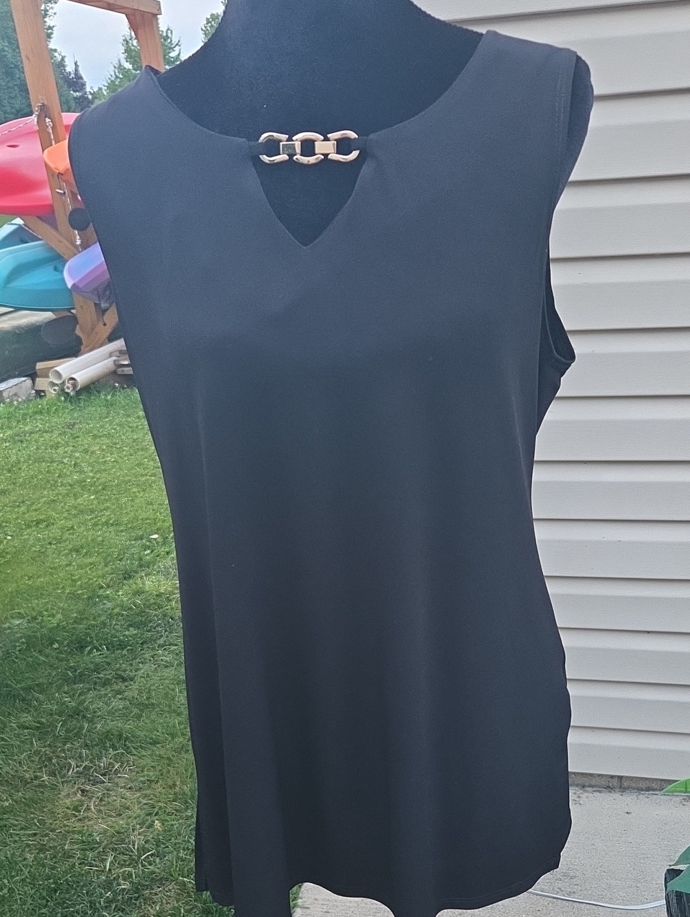 Slinky Black Sleeveless Tunic with Gold Chain Accent Size